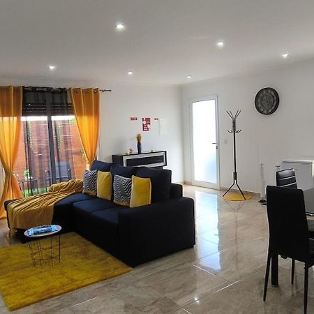 O Infinito Apartment Calhetas Екстериор снимка